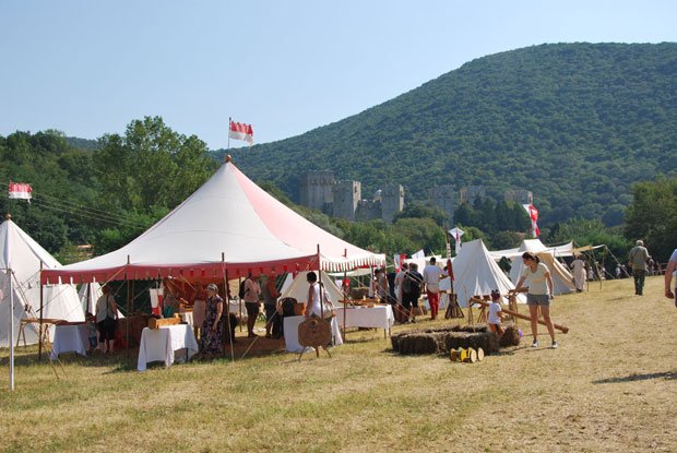 ПОРЕДИ СЕ СА ИГРОМ ПРЕСТОЛА: Пета витешка борба крај зидина манастира Манасије